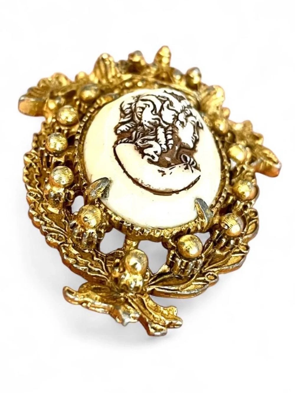 Florenza RARE 1950s Victorian Lucite Cameo Crown Brooch Pin Gold Tone Royalcore